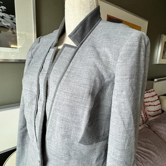 White House Black Market Gray Tone on Tone Colorblock Wool Blazer US8   - 1H2126 - Picture 9 of 12